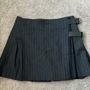 Vintage Burberry Wool Pinstripe Pleated Women's Skirt with leather buckles